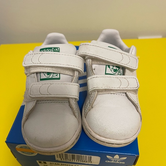 Adidas stan smith toddler - Picture 2 of 5